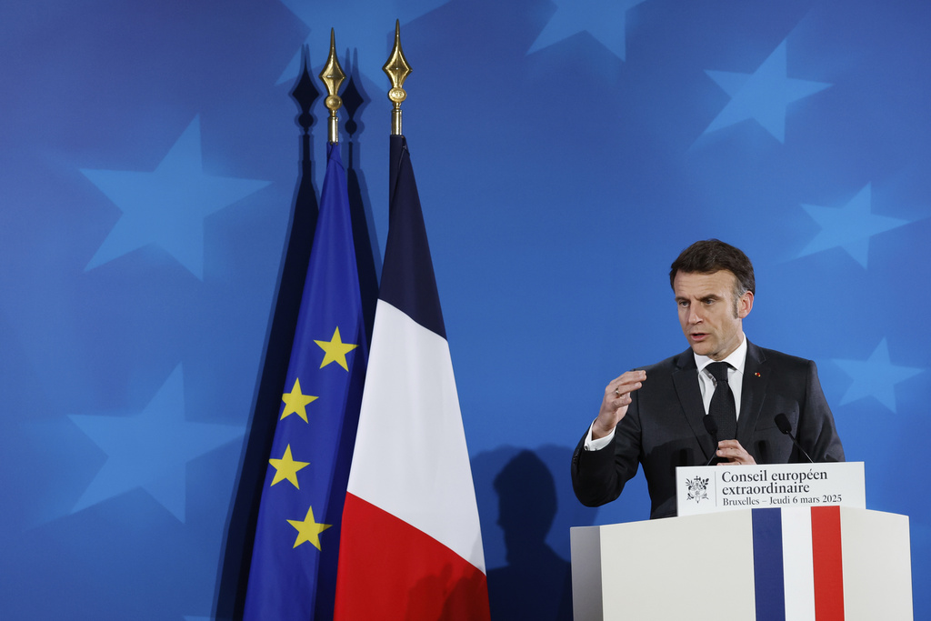 Εμανουέλ Μακρόν: «Απροκάλυπτες ρωσικές προσπάθειες αποσταθεροποίησης της Μολδαβίας»