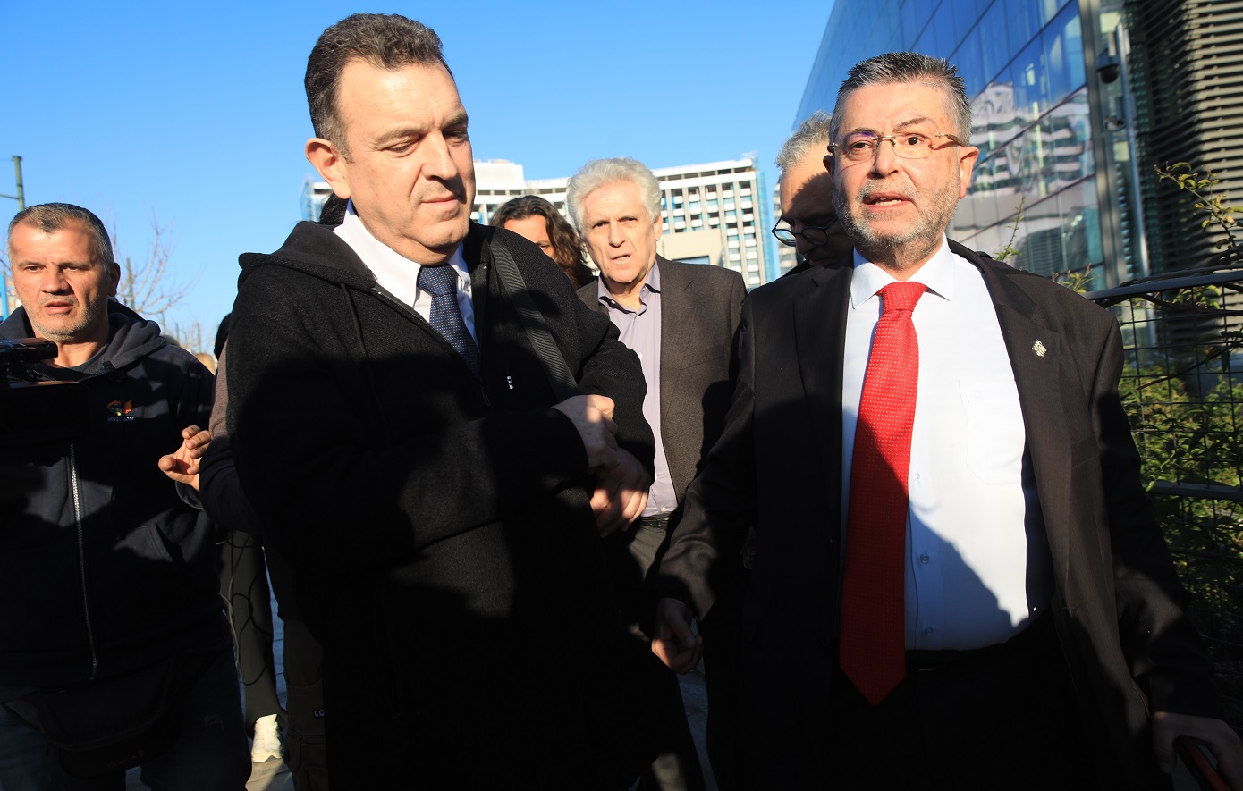 Η ΝΙΚΗ «αδειάζει» τον Νικόλα Παπαδόπουλο που βανδάλισε εκθέματα στην Εθνική Πινακοθήκη, αλλά δεν τον διαγράφει