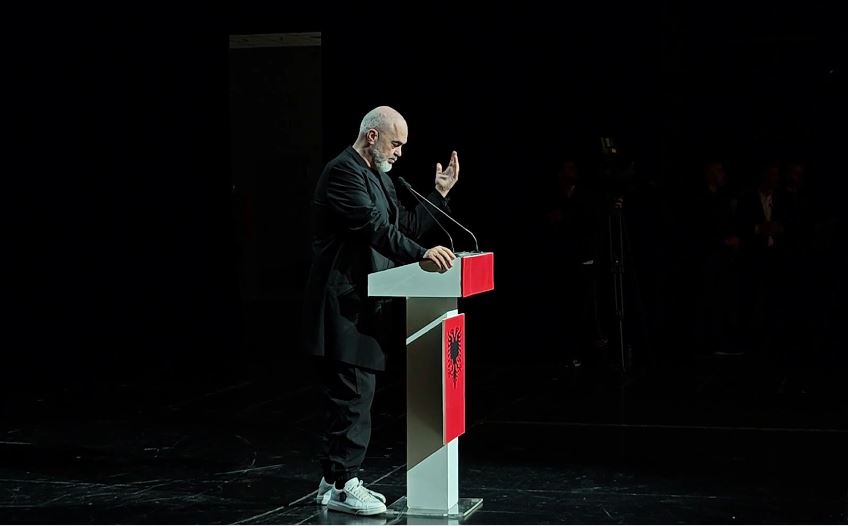 Έντι Ράμα: Προεκλογική συγκέντρωση στην Αθήνα – Τον υποδέχτηκαν με χορούς και τραγούδια (video)