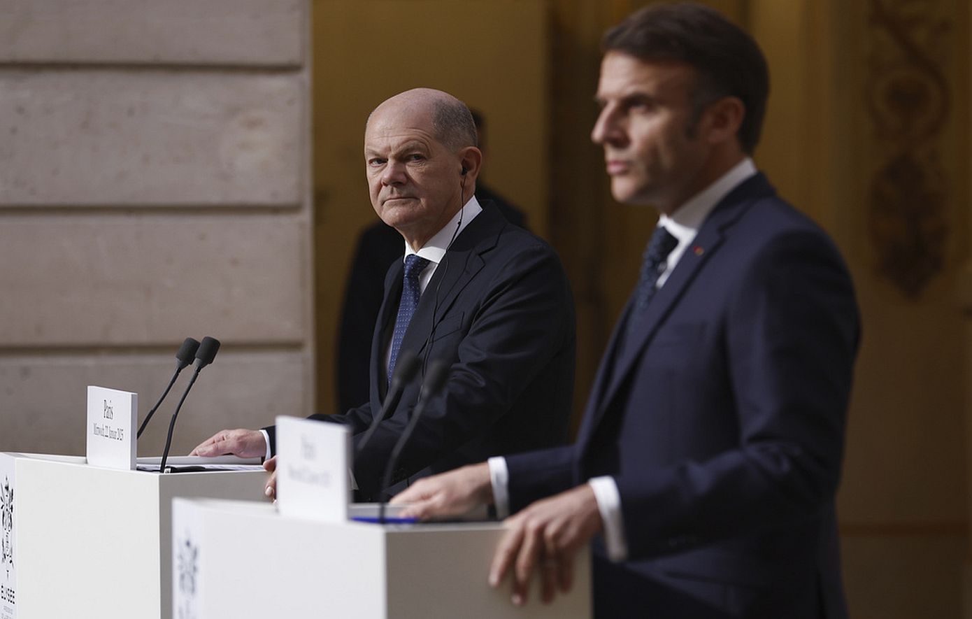 Financial Times: Μακρόν και Σολτς σε κόντρα για το δάνειο 150 δισ. ευρώ για την ενίσχυση της άμυνας της Ευρώπης
