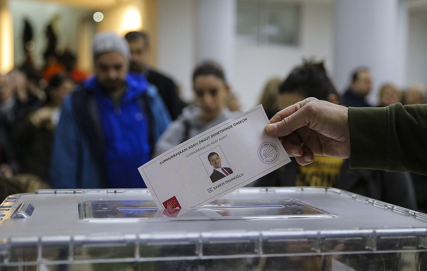 Ηχηρό μήνυμα στον Ερντογάν: Τουλάχιστον 10 εκατ. Τούρκοι ψήφισαν υπέρ του Ιμάμογλου – Νέος γύρος κινητοποιήσεων το βράδυ