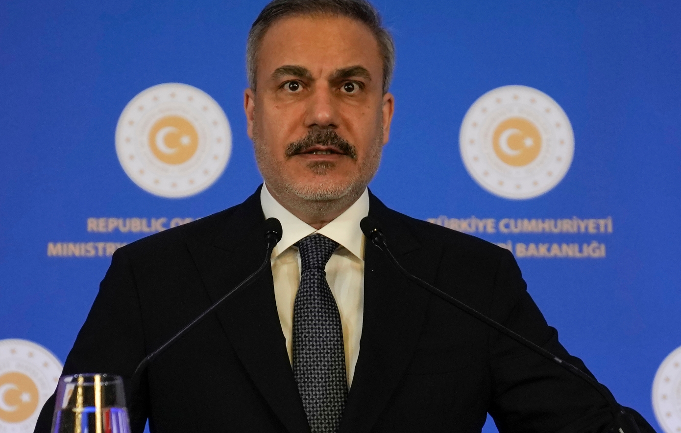 Συνομιλίες Χακάν Φιντάν με τη Χαμάς: «Η οργάνωση δείχνει να προτιμά μια συμφωνία για ειρήνη διαρκείας με το Ισραήλ»