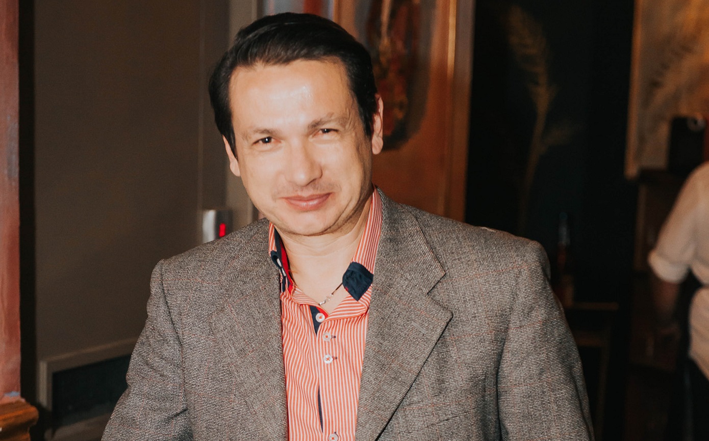 Συγκλονίζει ο Σταύρος Νικολαΐδης: Απόπειρα κακοποίησης από φίλο του πατέρα μου – Δεν με πίστεψε ποτέ