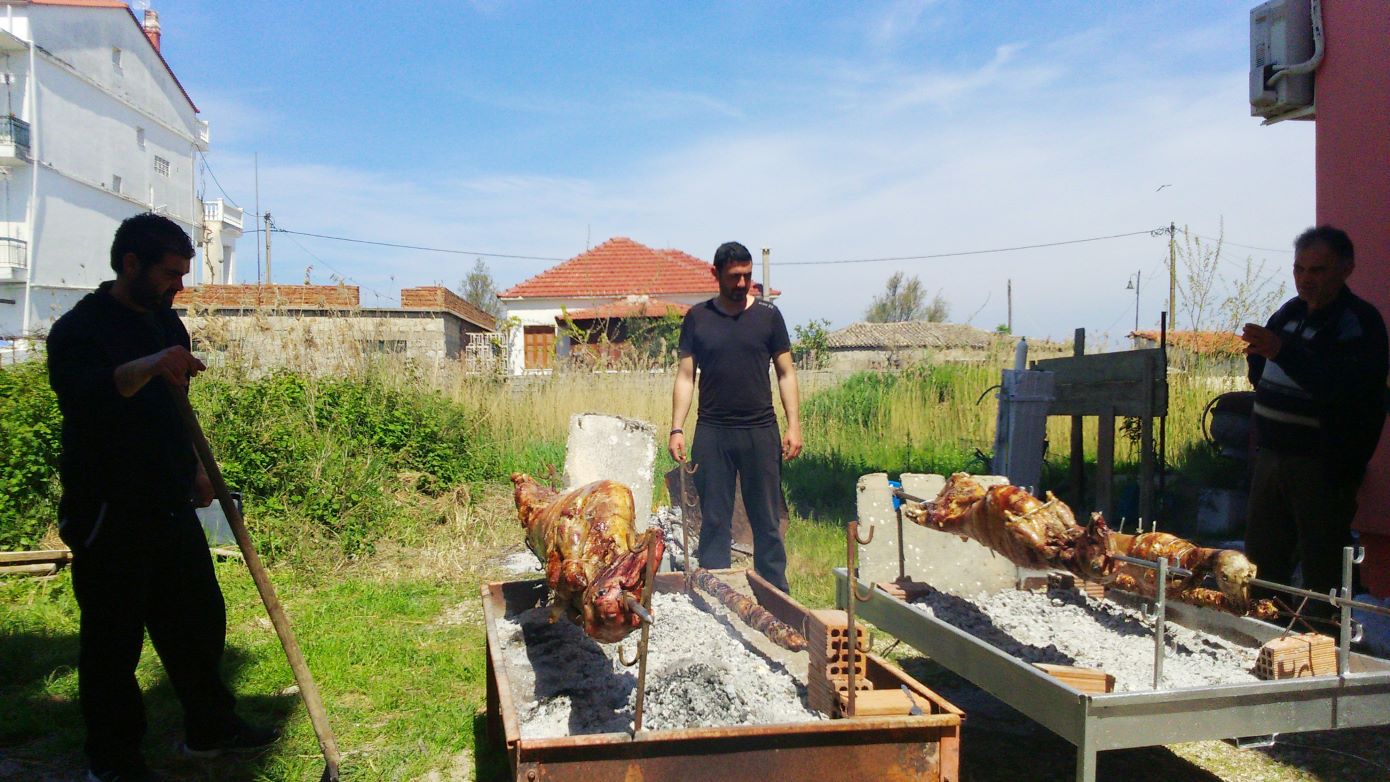 Με ιδανικό καιρό το ψήσιμο του οβελία σε όλη τη χώρα &#8211; Ηλιοφάνεια και τοπικές αραιές συννεφιές