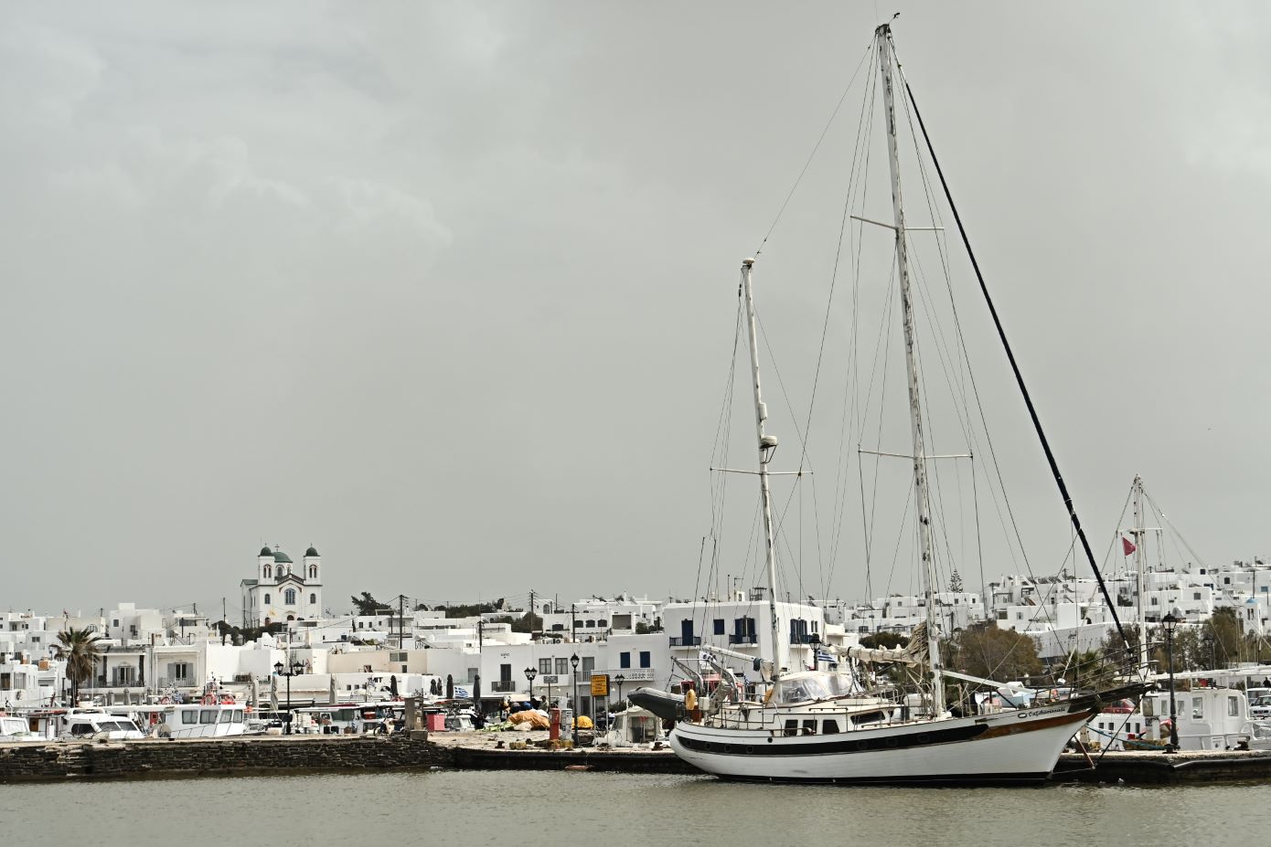 Επιμένουν οι βροχές στο Αιγαίο εν αναμονή της ψυχρής εισβολής την Κυριακή &#8211; Ποια νησιά θα επηρεαστούν μέχρι το απόγευμα