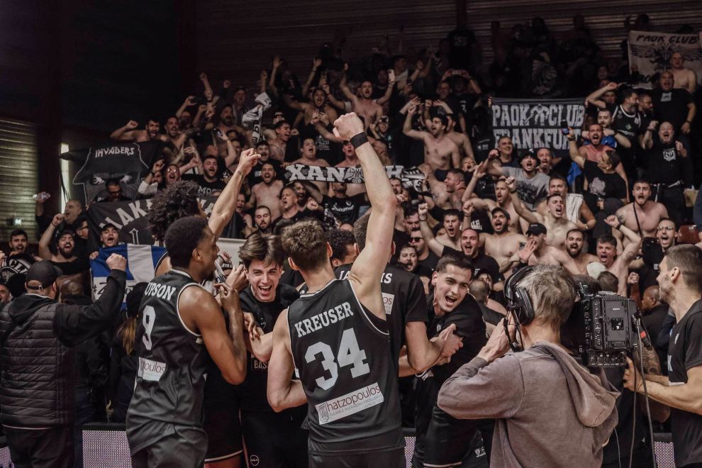 ΠΑΟΚ: Χαμός στο αεροδρόμιο στην υποδοχή των θριαμβευτών &#8211; 5ος ευρωπαϊκός τελικός
