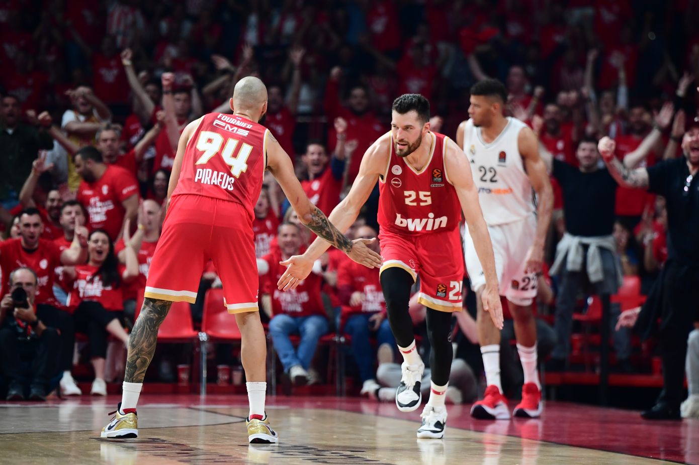 Ολυμπιακός-Ρεάλ Μαδρίτης: Για το 2-0 στο «καυτό» ΣΕΦ
