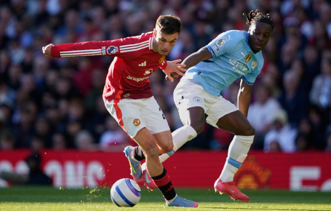 Premier League: Παρέμεινε εκτός 4άδας η Μάντσεστερ Σίτι μετά την ισοπαλία με τη Γιουνάιτεντ