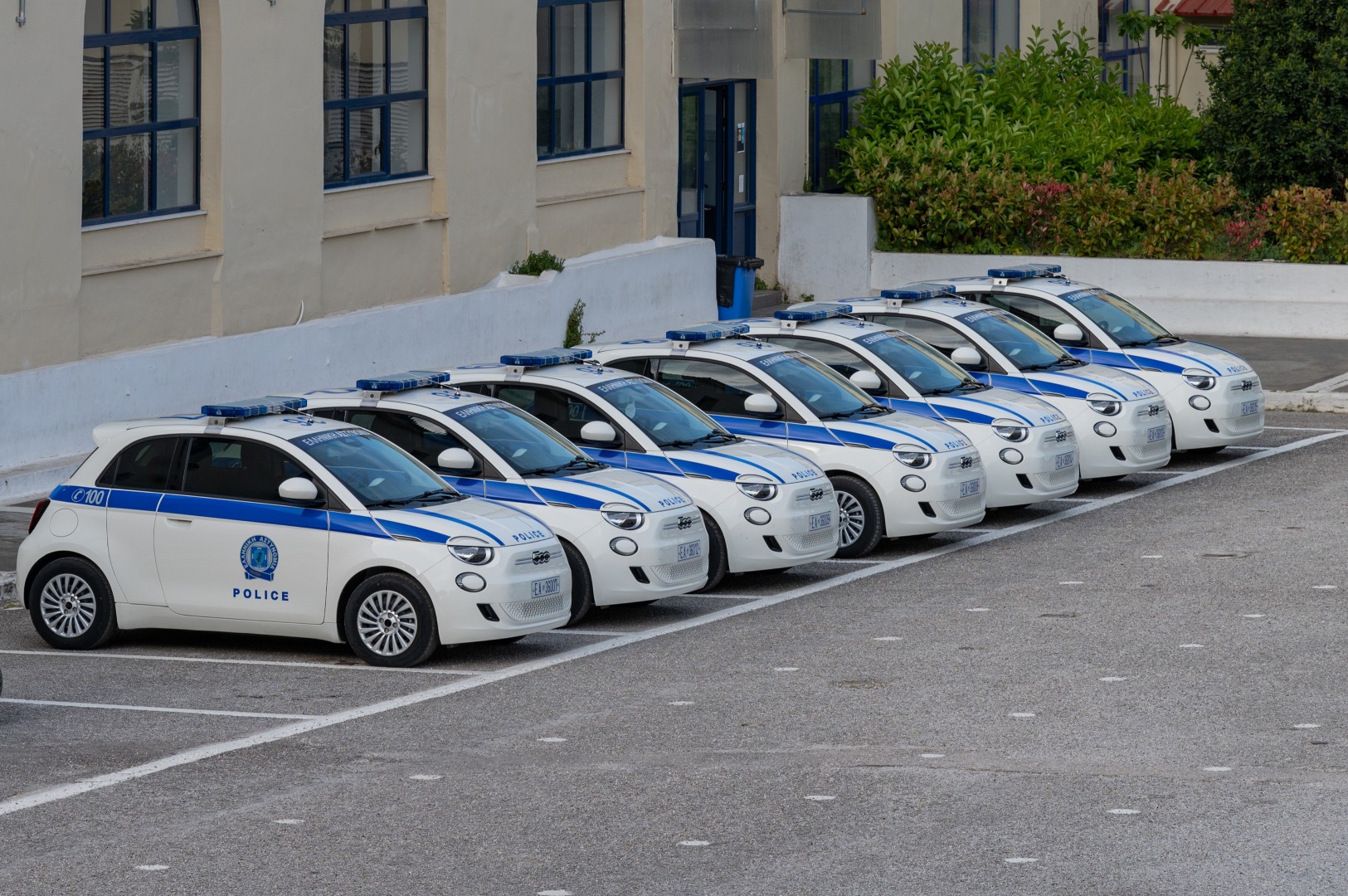 Δωρεά 10 Fiat 500e από τον Όμιλο ΔΕΗ στην Ελληνική Αστυνομία