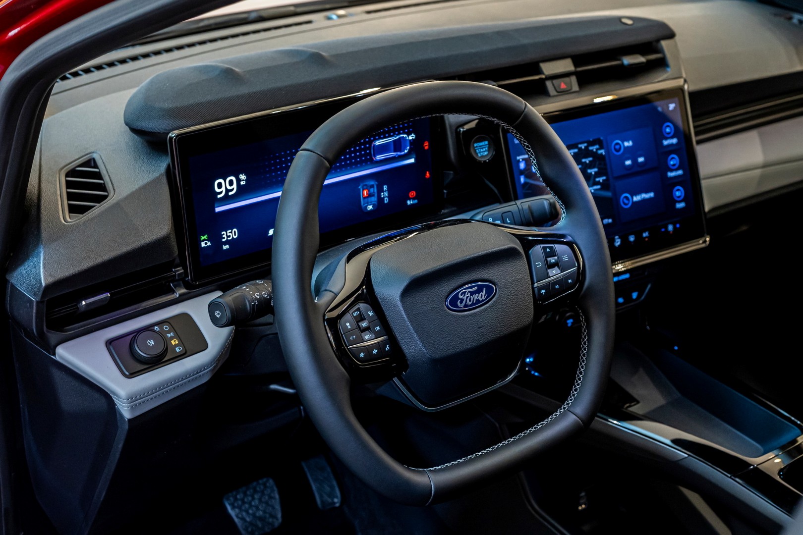 Το νέο Ford Puma Gen-E ηλεκτρίζει το Golden Hall