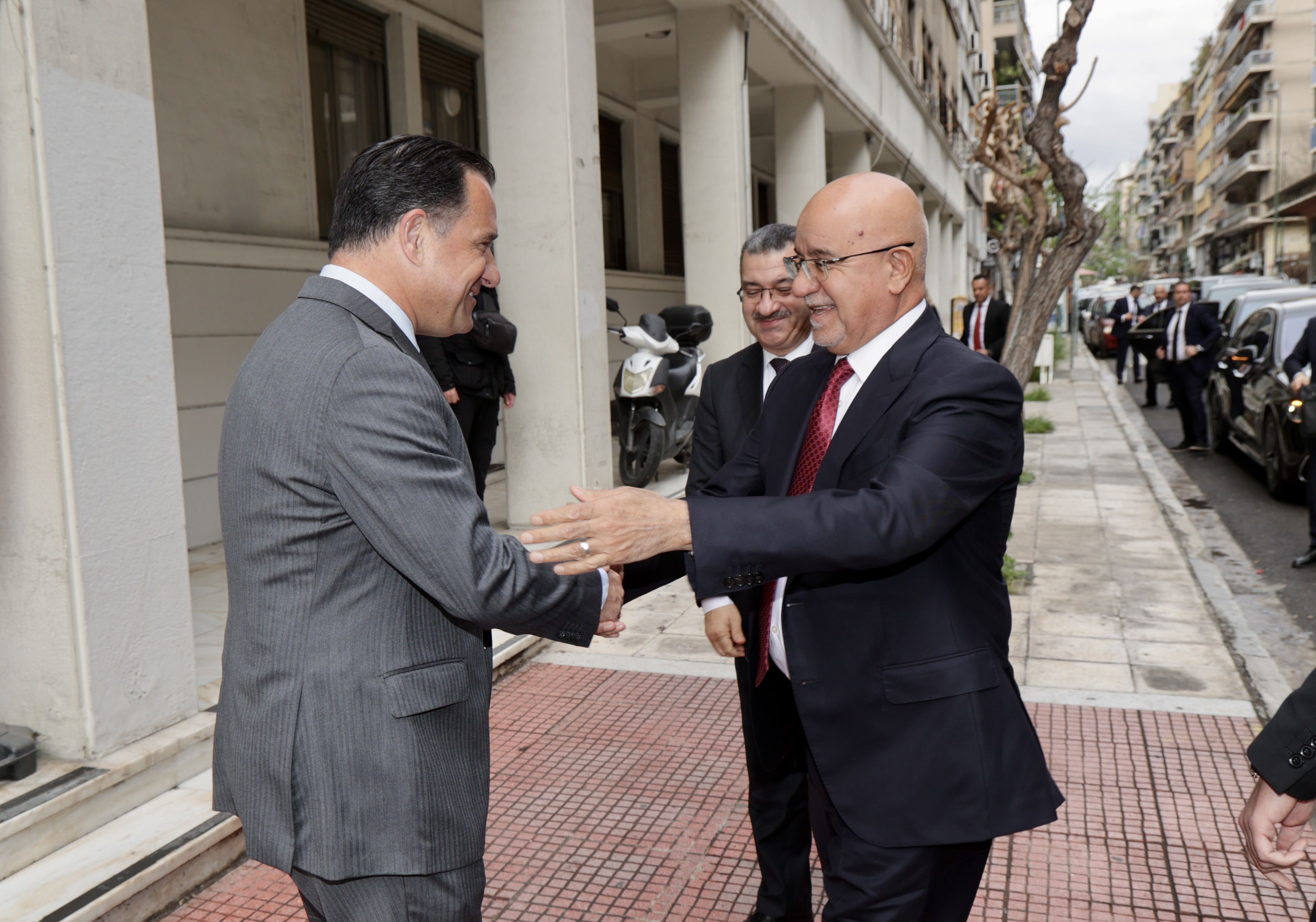 Συνάντηση του Άδωνι Γεωργιάδη με τον Ιρακινό υπουργό Υγείας