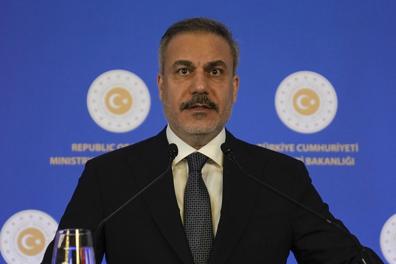 Φιντάν: Η Τουρκία δεν έχει καμία πρόθεση να συγκρουστεί στη Συρία με το Ισραήλ