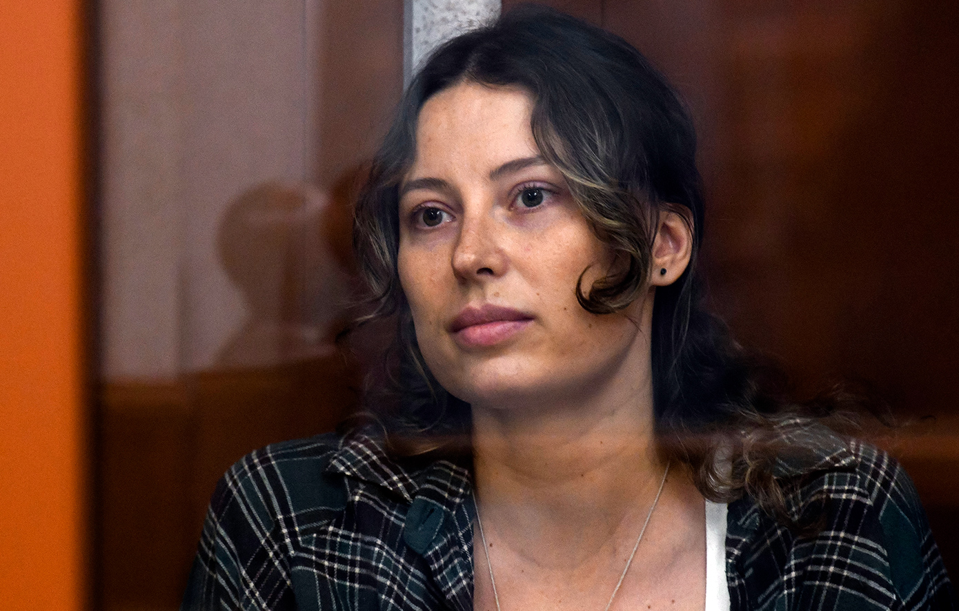 Ελεύθερη από τις ρωσικές αρχές η Ρωσοαμερικανίδα, Ξένια Καρελίνα &#8211; Είχε καταδικαστεί σε κάθειρξη 12 ετών για προδοσία