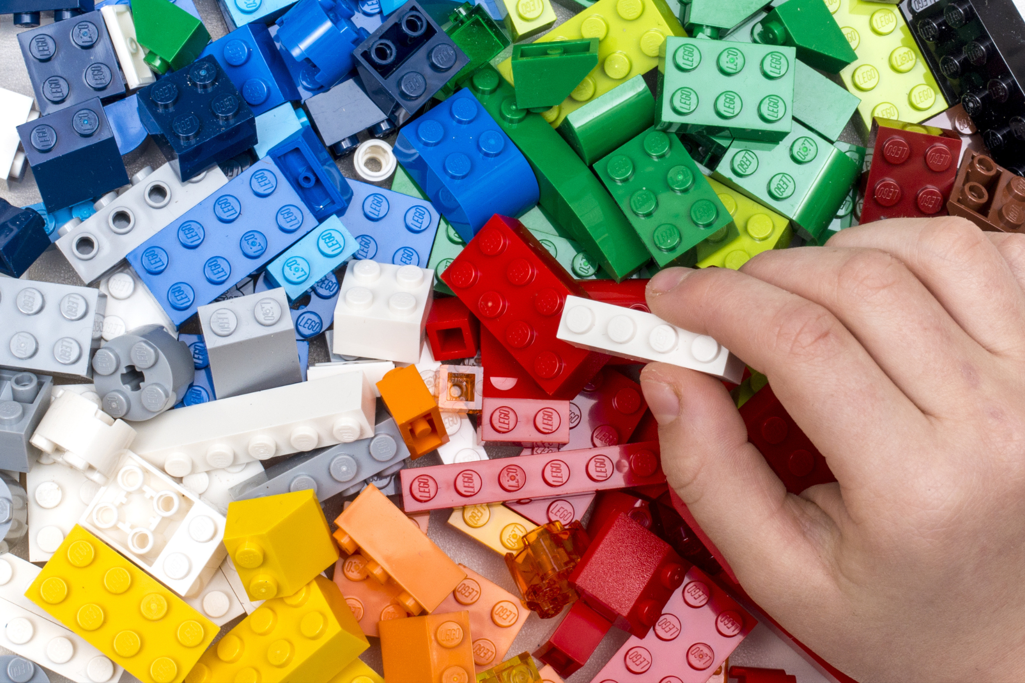 Lego ήταν κολλημένο στο αυτί του για 20 χρόνια – Έχανε την ακοή και τον περνούσαν για τρελό