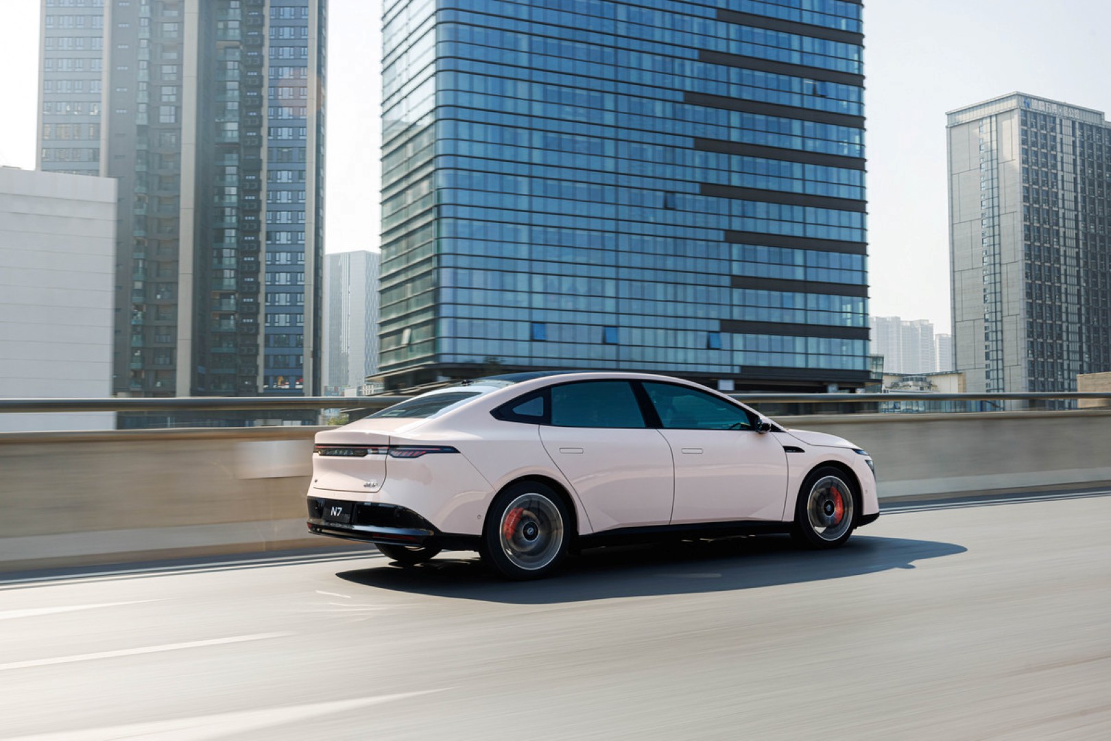 H Nissan παρουσιάζει 2 νέα μοντέλα στη Σαγκάη H Nissan παρουσιάζει 2 νέα μοντέλα στη Σαγκάη