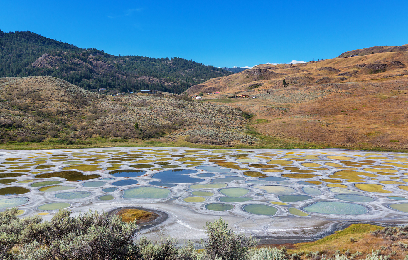 Spotted lake Canada