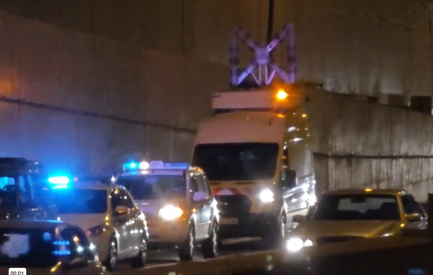 Αττική Οδός: Μοτοσικλέτα ανατράπηκε και πήρε φωτιά – Τραυματίστηκε σοβαρά ο οδηγός