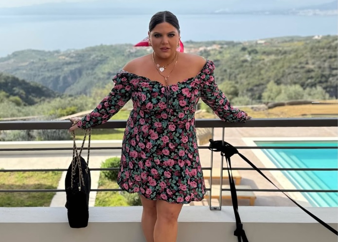 Πάσχα με άρωμα Μάνης για τη Δανάη Μπάρκα – Φωτογραφίες από την απόδραση στον παραδοσιακό προορισμό