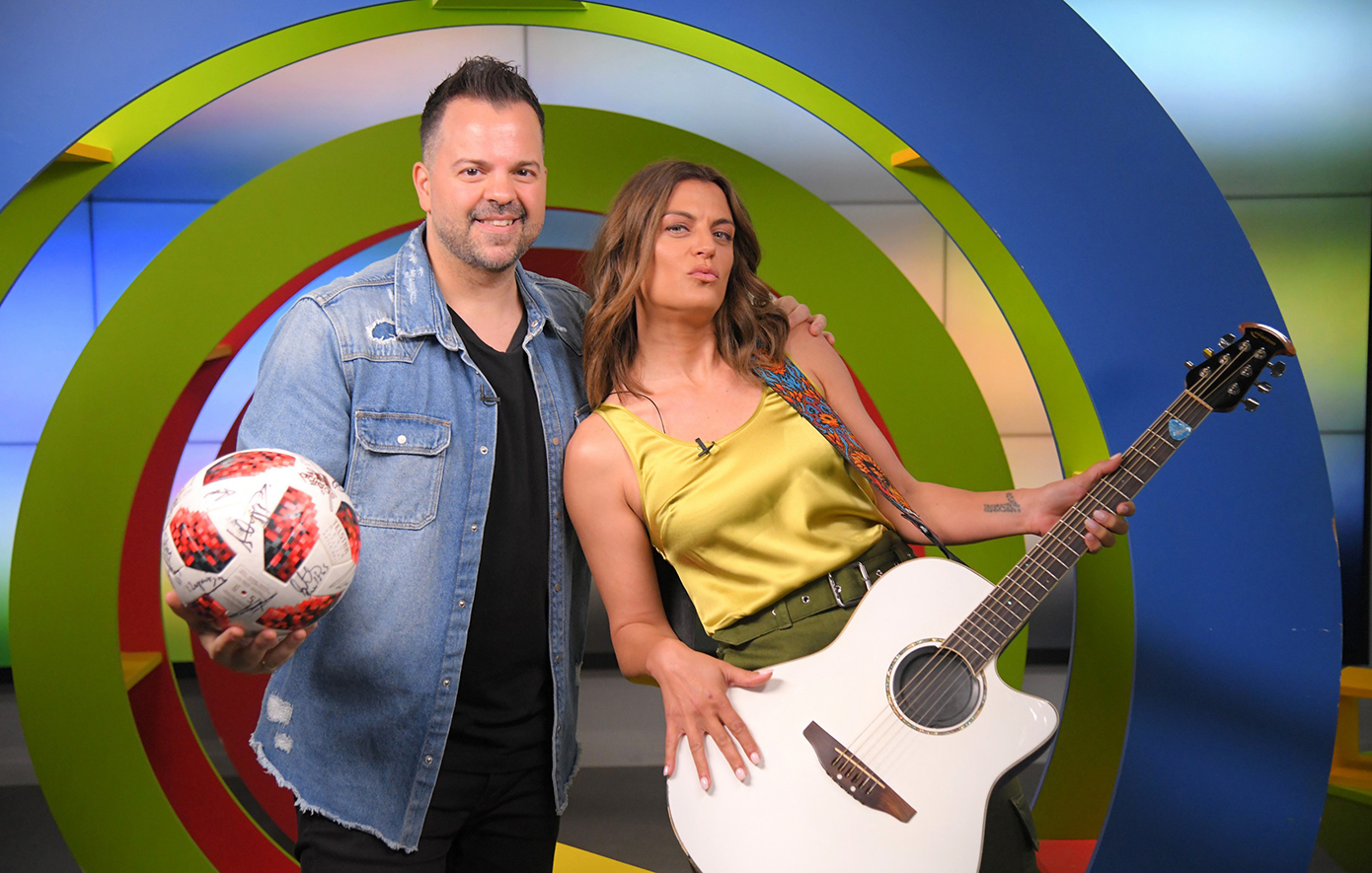 Ο Νίκος Απέργης στο ΟΠΑΠ Game Time: Το προφιτερόλ με τον Πρίντεζη, η διασκευή του Πανταζή και η live εκφώνηση αγώνα