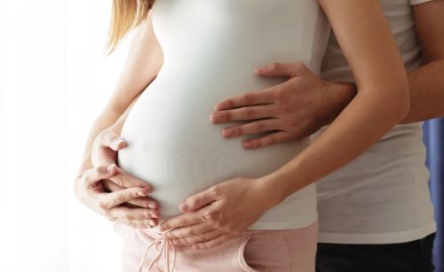 Μπορείς να μείνεις έγκυος ενώ είσαι ήδη; Κι όμως μπορεί να συμβεί