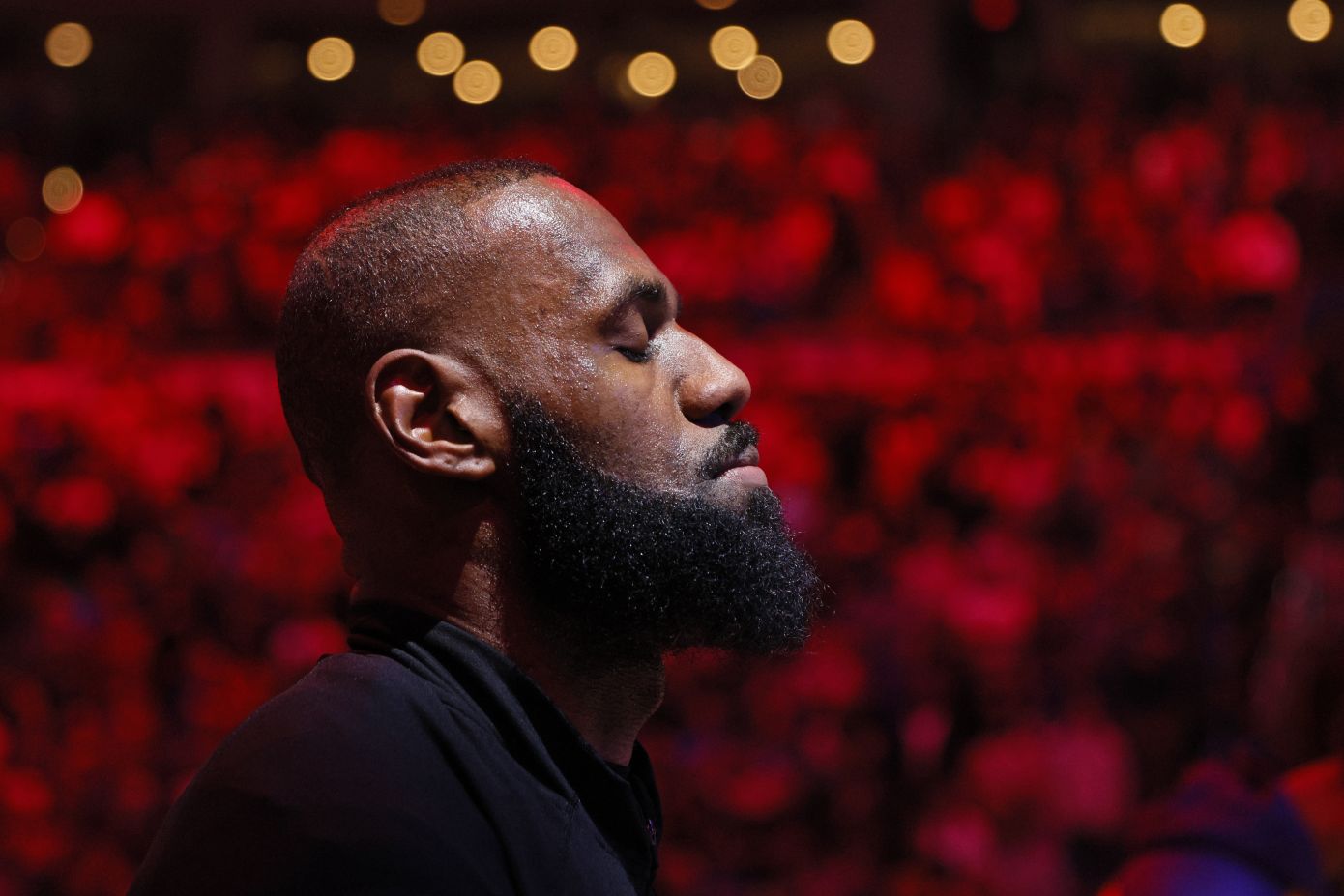 O LeBron James υπέγραψε με τη Barbie το πιο glamorous συμβόλαιο στην ιστορία του ΝΒΑ