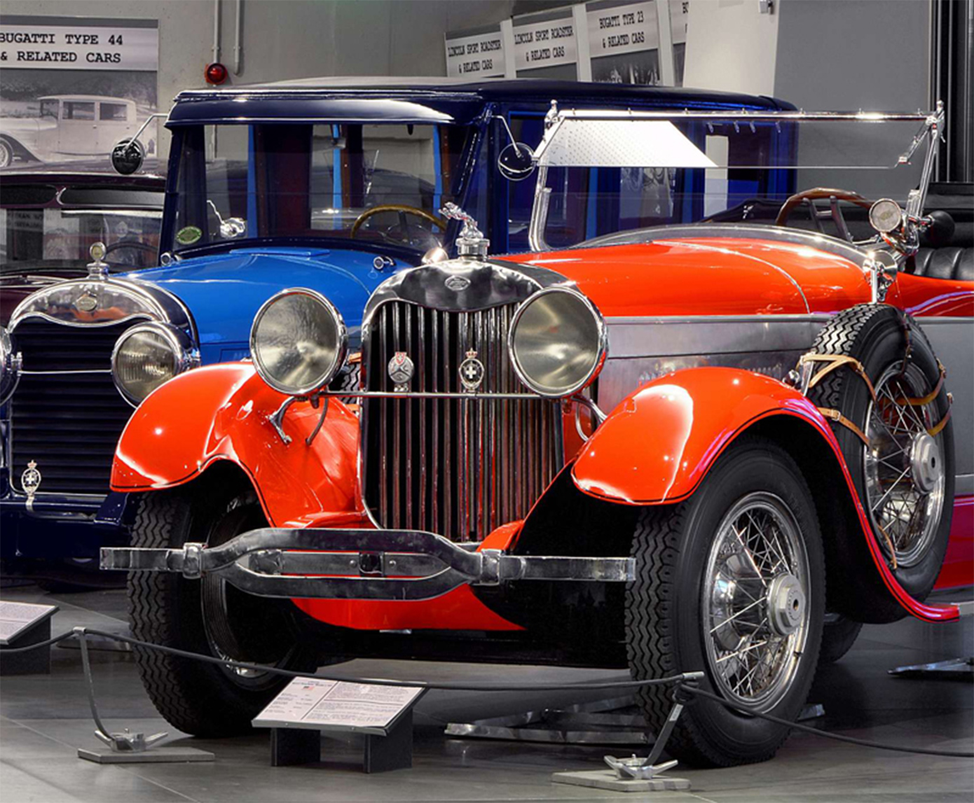 Δώρο για βαφτισιμιό & βαφτισιμιά, επίσκεψη στο μουσείο αυτοκινήτου