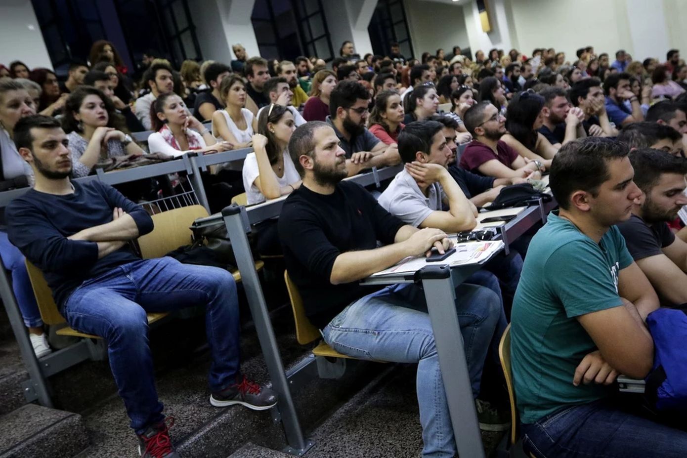 Παράταση ενός έτους για 22.000 «αιώνιους» φοιτητές που κινδυνεύουν με διαγραφή από τα πανεπιστήμια