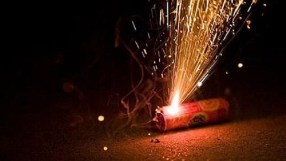 Σοβαρός τραυματισμός 15χρονου από φωτοβολίδα στην Κάλυμνο