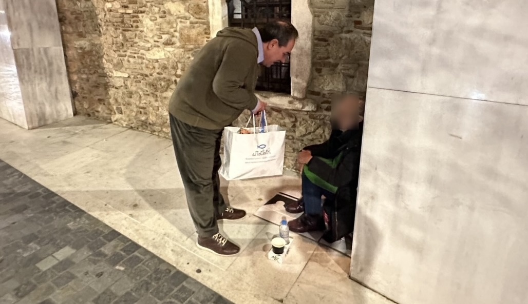 Στο πλευρό των αδύναμων και αυτό το Πάσχα η «Αποστολή» – Παρέδωσε 23 τόνους τροφίμων σε Μητροπόλεις και ακριτικές περιοχές