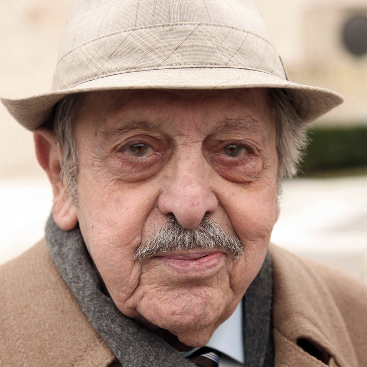 Λάκης Σάντας