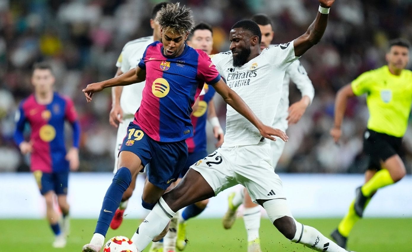 La Liga: Μπαρτσελόνα, Ρεαλ Μαδρίτης και Ατλέτικο διεκδικούν επί ίσοις όροις το πρωτάθλημα στην Ισπανία
