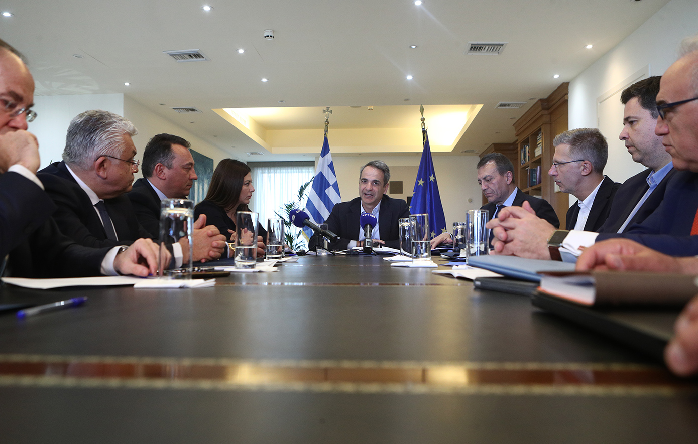 Μητσοτάκης: Δεν έχουν θέση στο σύστημα εκπαίδευσης όσοι αρνούνται την αξιολόγηση επί της αρχής &#8211; Εξετάζονται προτάσεις για μείωση της ύλης