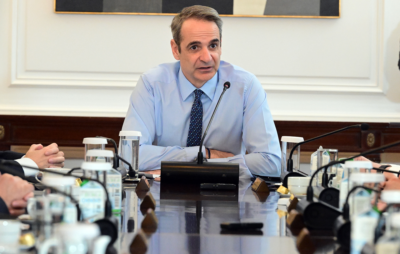 Μειώσεις φόρων και εισφορών: Τι θα παρουσιάσει ο Μητσοτάκης στη ΔΕΘ