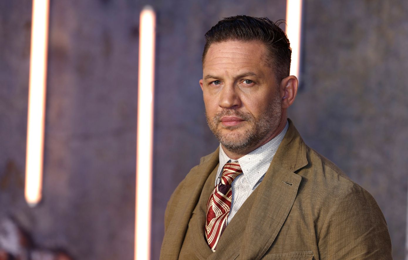 Τομ Χάρντι Τομ Χάρντι