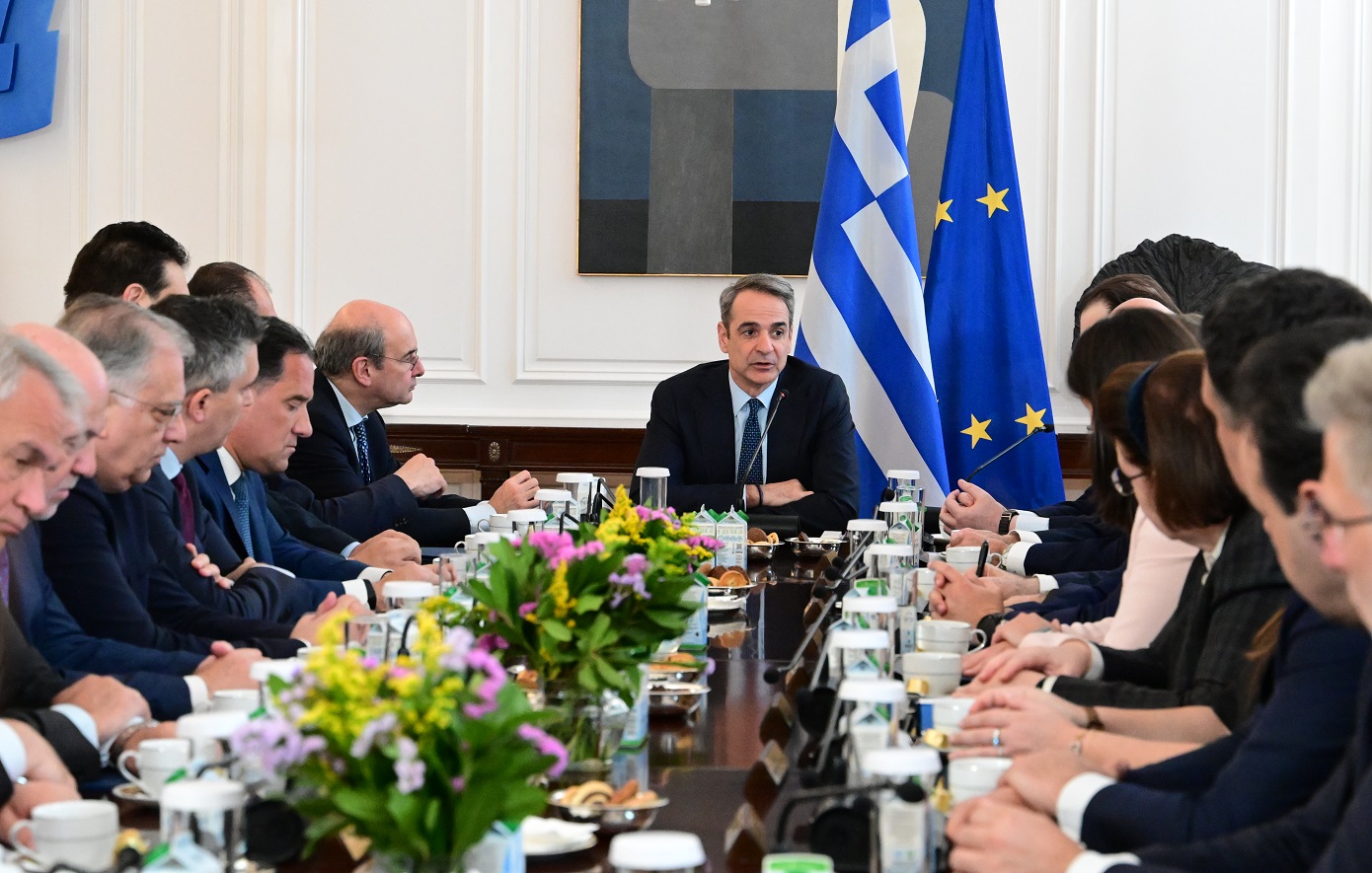 Στο υπουργικό συμβούλιο της Δευτέρας τα μέτρα που πάρθηκαν για τις τιμές και λήγουν στις 30 Απριλίου