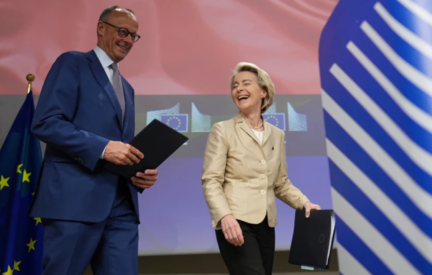 Ευρωπαϊκή Ένωση σε Τραμπ: «Ας μηδενίσουμε τώρα τους δασμούς και στο μέλλον πάμε σε εμπορική συμφωνία»