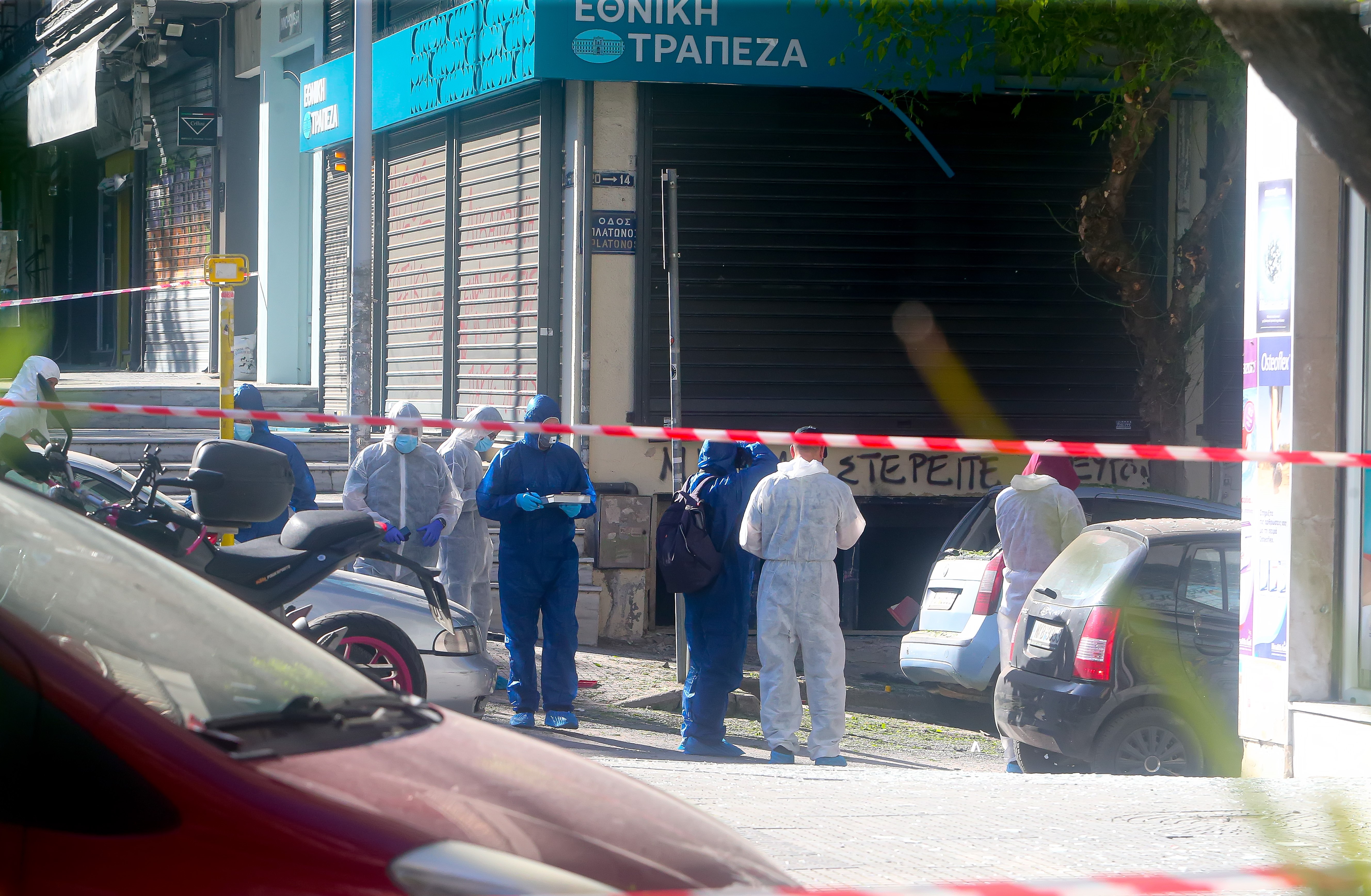 Βίντεο από τη στιγμή της φονικής έκρηξης στη Θεσσαλονίκη – Εικόνα βομβαρδισμένου τοπίου στη γύρω περιοχή
