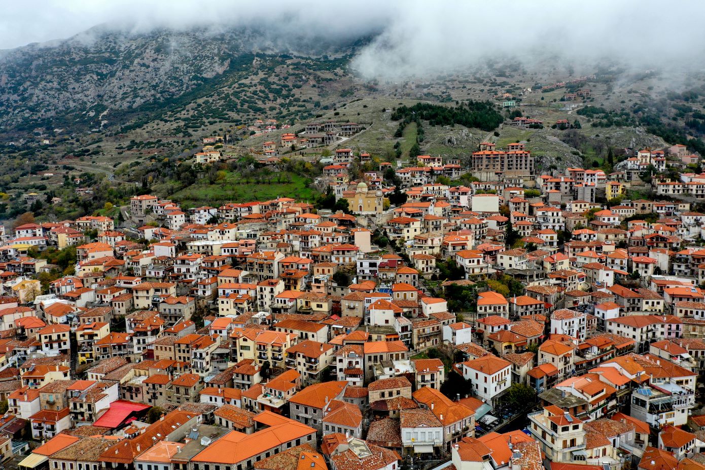 Δάση, φαράγγια, πεζοπορία και τοπικές γεύσεις: Η νέα πρόταση της Στερεάς Ελλάδας για βιώσιμο εναλλακτικό τουρισμό