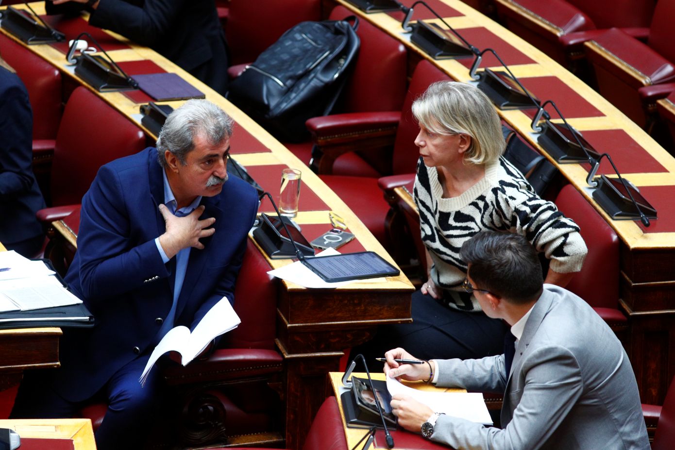 Άρση ασυλίας Πολάκη και Ακρίτα αποφάσισε η Επιτροπή Δεοντολογίας