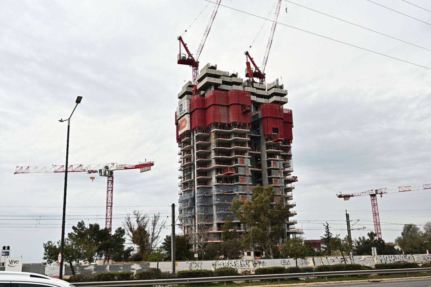 Αθηναϊκή Ριβιέρα: Ποιοι αγοράζουν σπίτια των 10 εκατομμυρίων στην Ελλάδα