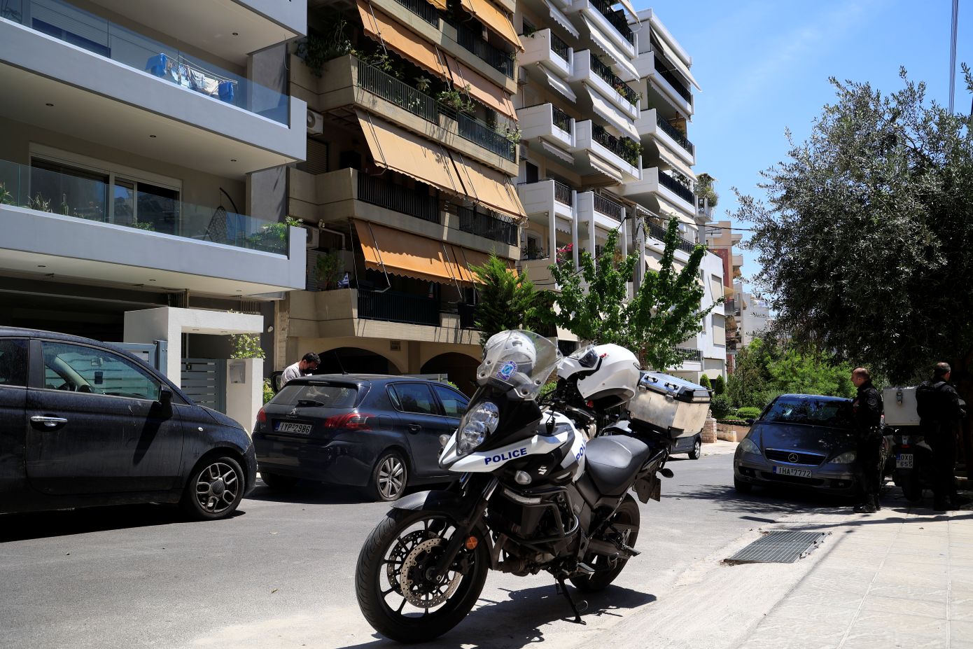 Έγκλημα στη Νέα Σμύρνη: Το δράμα πίσω από τις κλειστές πόρτες &#8211; «Τι έκανα, τι έκανα;», φώναζε ο πατέρας που σκότωσε τον γιο του