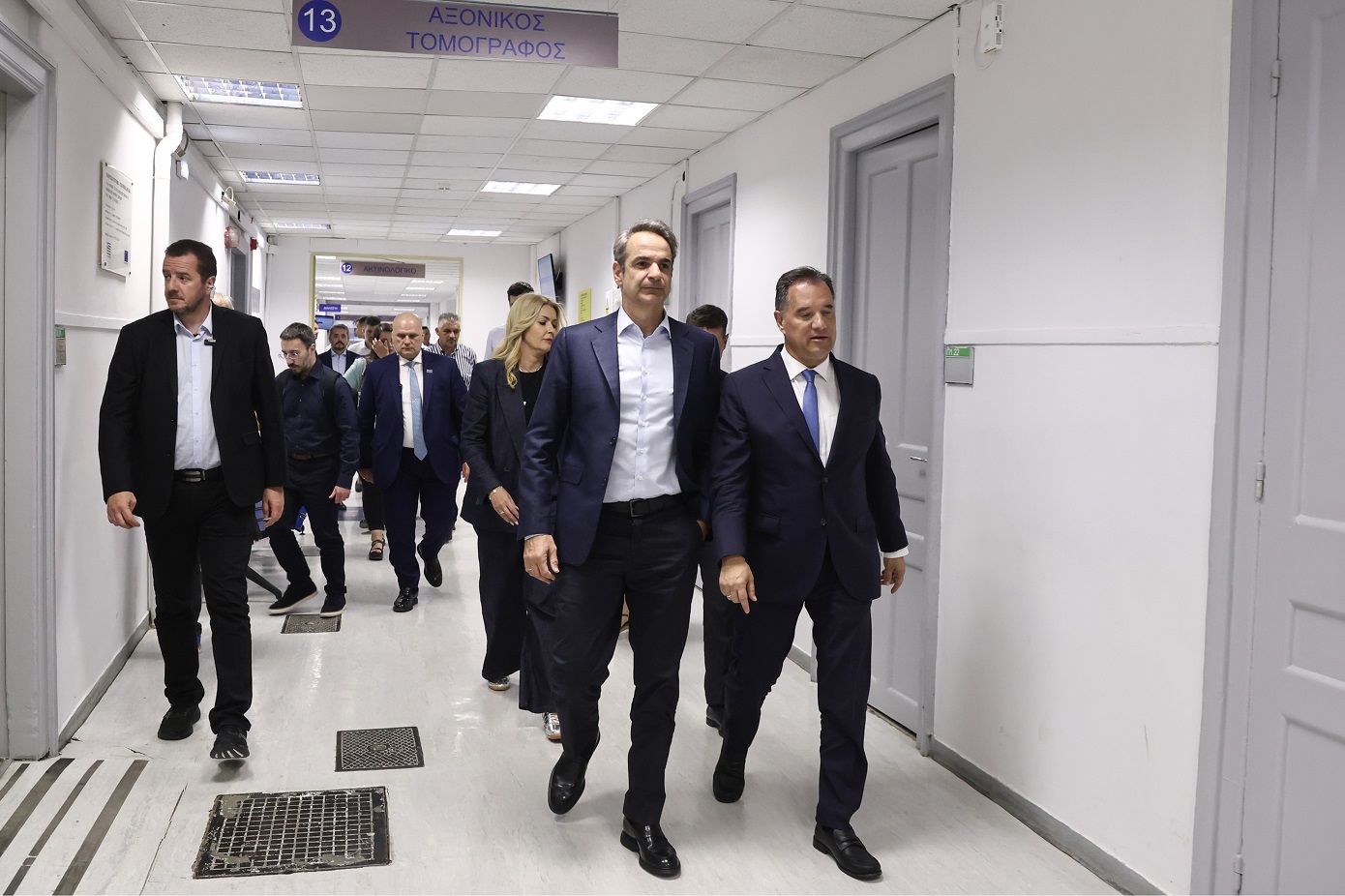 Κυριάκος Μητσοτάκης και Άδωνις Γεωργιάδης στον «Ευαγγελισμό» &#8211; Ενημερώθηκε για το «βραχιολάκι» στα Επείγοντα