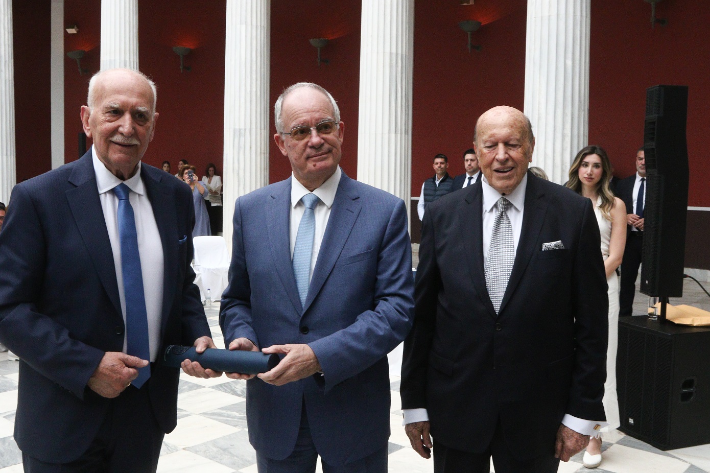 Στο Ζάππειο, παρουσία του Κωνσταντίνου Τασούλα, η 39η απονομή των Δημοσιογραφικών Βραβείων του «Ιδρύματος Β. Μπότση»