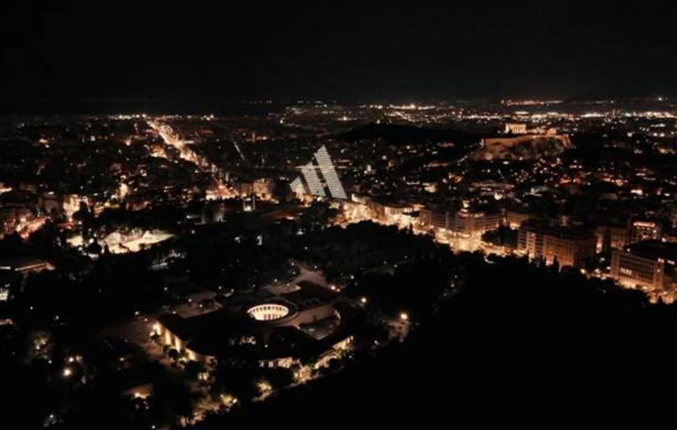 Drone show πάνω από την Ακρόπολη: Οι αντιδράσεις και η απάντηση της Adidas &#8211; Εξηγήσεις ζήτησε ο Πιερρακάκης