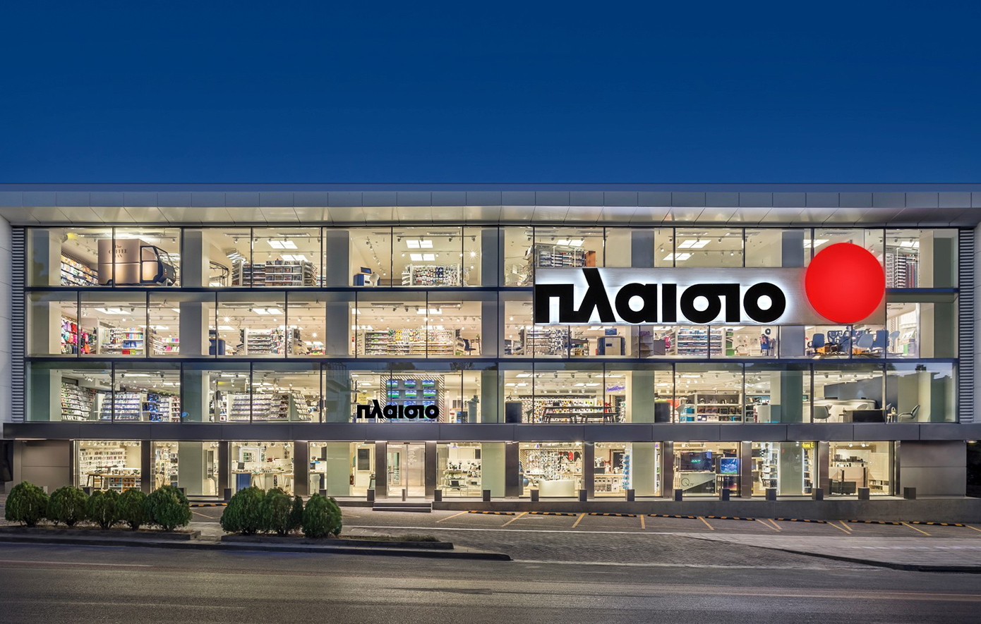 Η Πλαίσιο ανανεώνει το δίκτυο καταστημάτων της