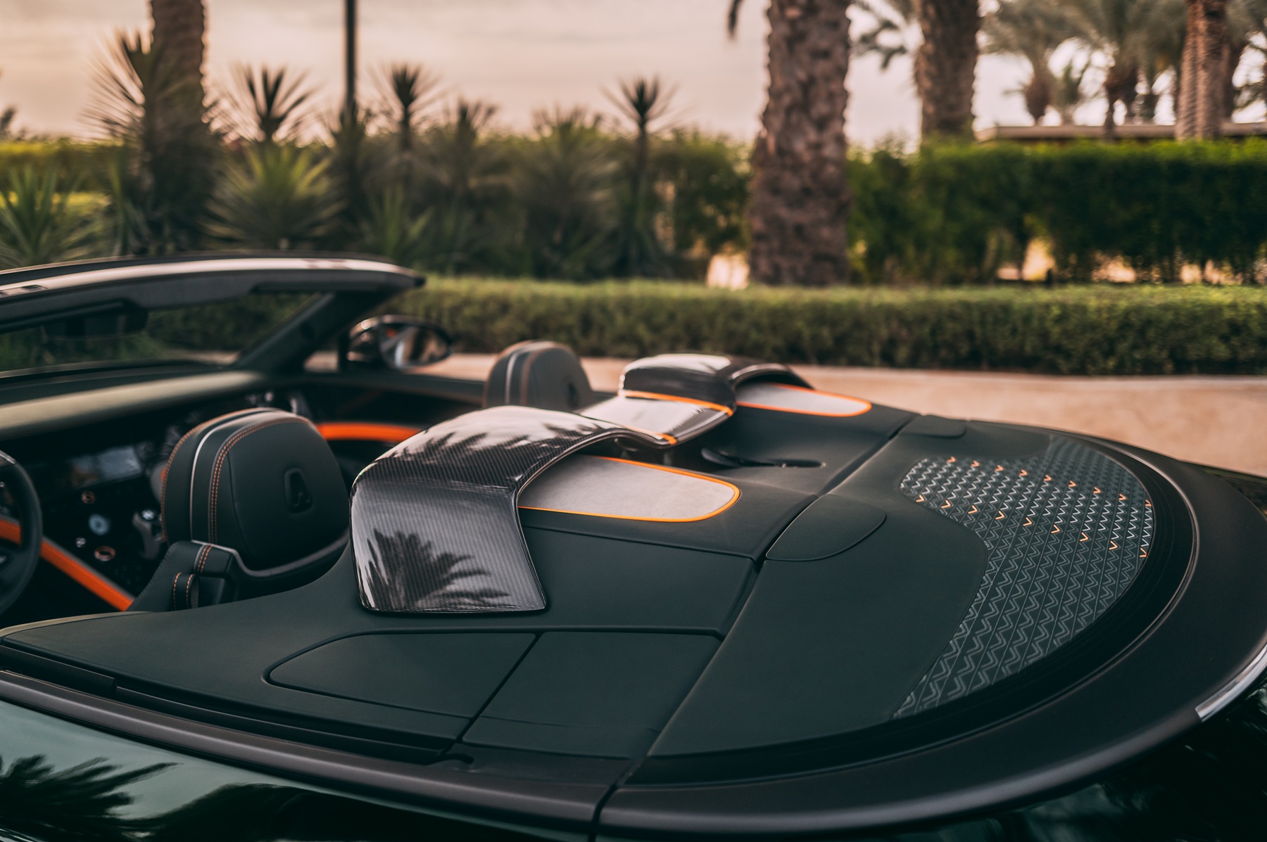 Αποκάλυψη για την εντυπωσιακή Bentley Batur Convertible