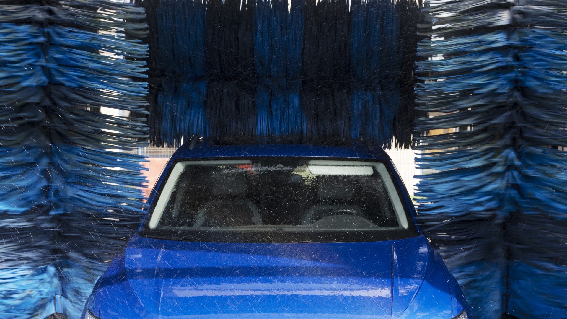 Πλύσιμο ηλεκτρικού αυτοκινήτου: Σε τι διαφέρει; Πλύσιμο ηλεκτρικού αυτοκινήτου: Σε τι διαφέρει;