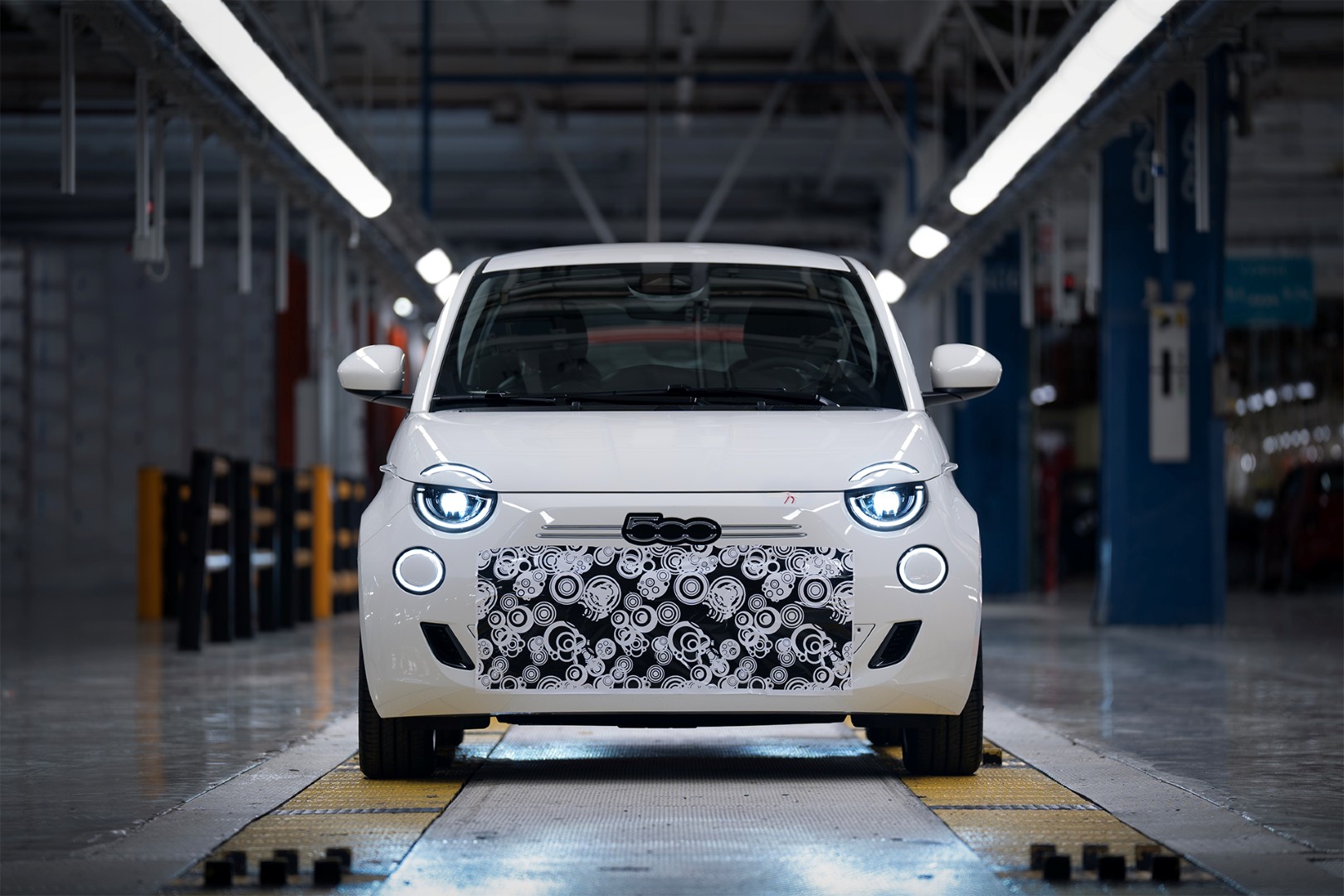 Έτοιμη η γραμμή συναρμολόγησης του νέου Fiat 500 Hybrid