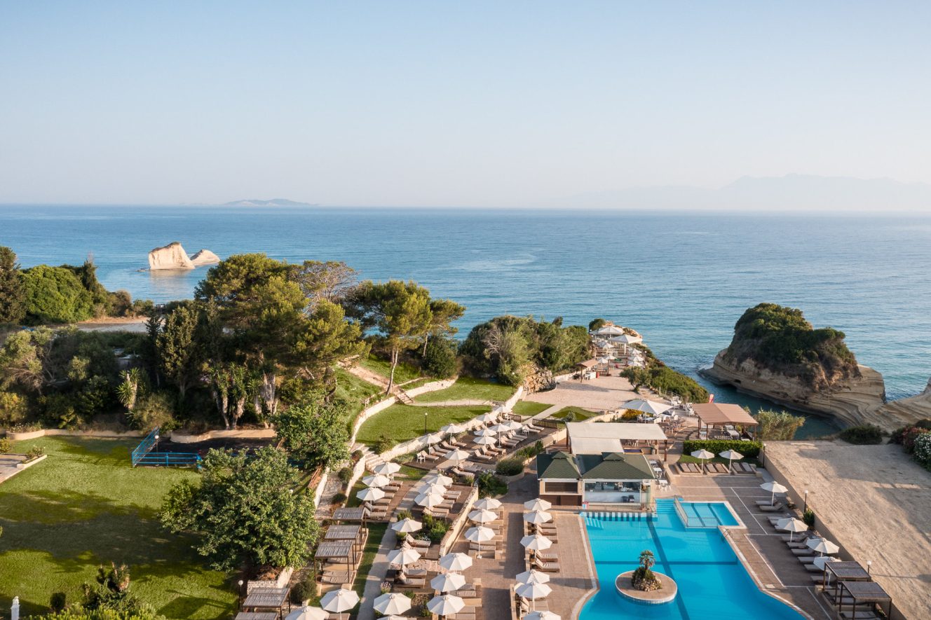Στον όμιλο Hotel Brain το Akron Seascape Resort  στην Κέρκυρα