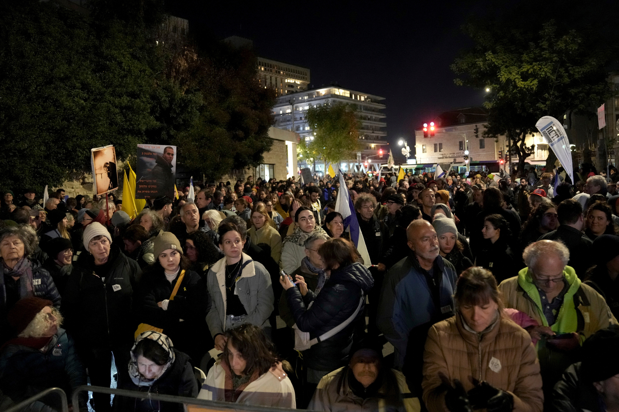 Μεγαλειώδης συγκέντρωση υπέρ της ειρήνης στην Ιερουσαλήμ &#8211; Ζητούν να σταματήσει ο πόλεμος στη Γάζα